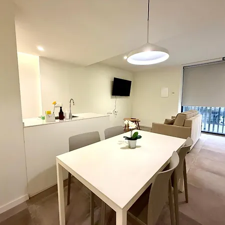 Convenient Near Nou Mestalla&metro Apartamento *